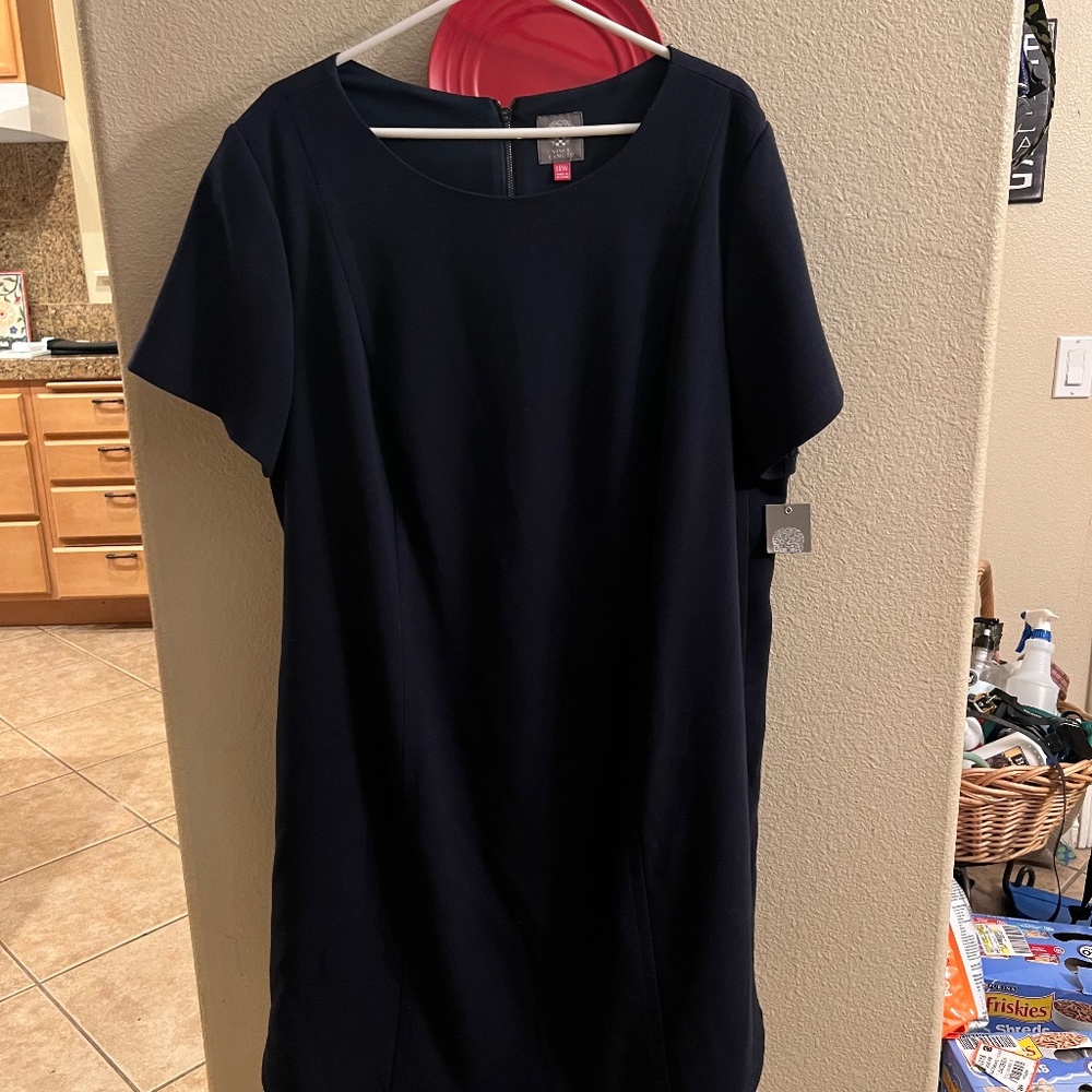 New with tags. Vince Camuto Fully lined dress. Plus Size 18